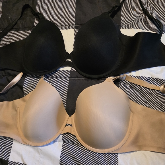 Warner's Black and Tan Bra Duo - Picture 10 of 11